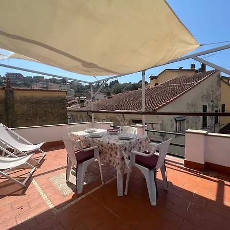 Terrazza Del Centro Леричи